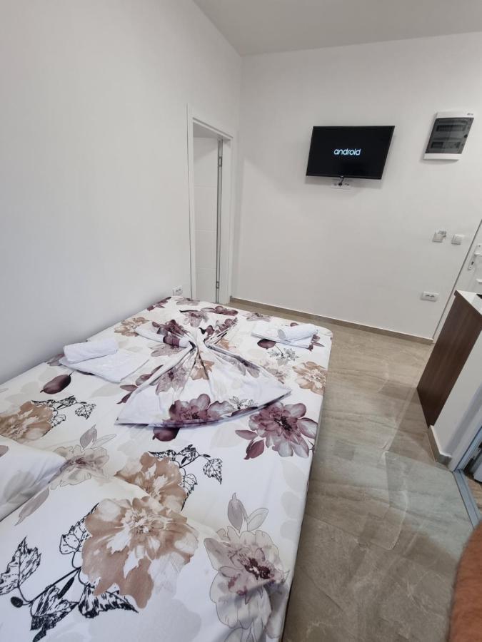 Ebra Lux Apartmani Dobra Voda Exteriér fotografie